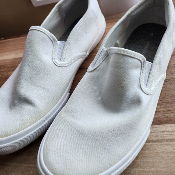 Womens White slip on Amazon essentials sneaker 8 - Picture 9 of 9